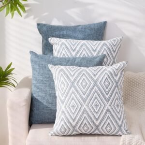 Four-piece decorative throw pillow set